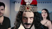 <strong>Laz Vampir : Tirakula</strong> Dublajlı Fragman