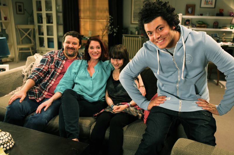 Films Et Séries Tv Avec Laurence Oltuski Guy Lecluyse resimleri - Fotograf Guy Lecluyse, Kev Adams, Laurence