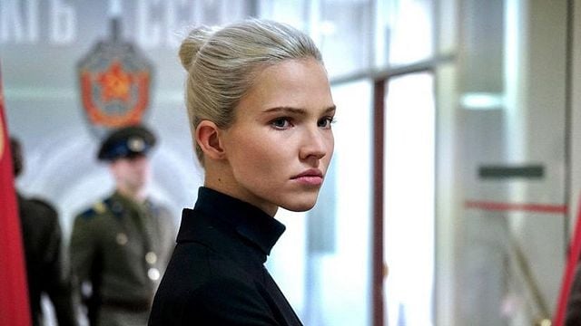 Anna Dublajlı Fragman (2)