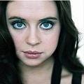 Fotoğraf Bel Powley