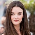 Fotoğraf Charlotte Le Bon
