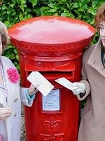 Ladies of Letters görüntüsü