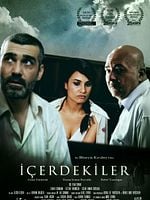 İçerdekiler posteri