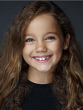 Ela Şafak'un fotoğrafi