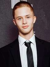 Leon Kemstach'un fotoğrafi