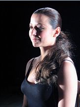 Övül Avkıran'un fotoğrafi