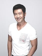 Adrian Pang'un fotoğrafi