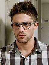 Max Ehrich'un fotoğrafi