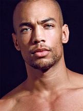 Kendrick Sampson'un fotoğrafi