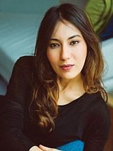 Esra İnal'un fotoğrafi