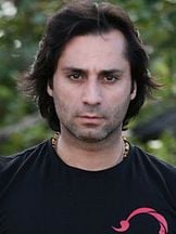 Sedat Kapurtu'un fotoğrafi