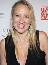 Miranda De Pencier'un fotoğrafi