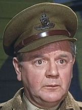 Naunton Wayne'un fotoğrafi