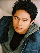 Clifford Banagale'un fotoğrafi