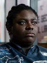 Chinenye Ezeudu'un fotoğrafi