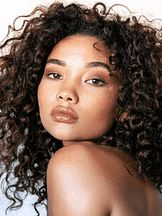 Ashley Moore'un fotoğrafi
