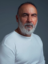 Yaşar Uzer'un fotoğrafi