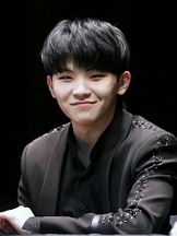WOOZI'un fotoğrafi