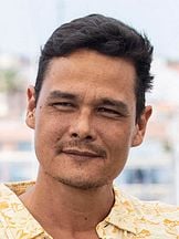 Matahi Pambrun'un fotoğrafi