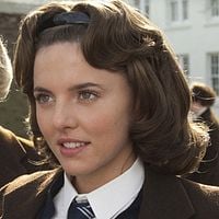 Fotoğraf Ophelia Lovibond