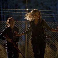 Fotoğraf Caitlin Stasey