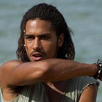 Fotoğraf Elliot Knight