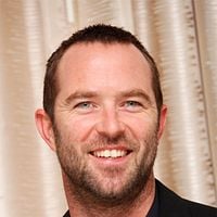 Fotoğraf Sullivan Stapleton