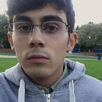 Fotoğraf Tyler Alvarez