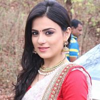 Fotoğraf Radhika Madan
