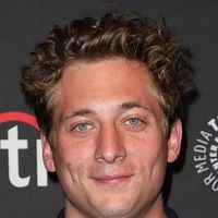 Fotoğraf Jeremy Allen White