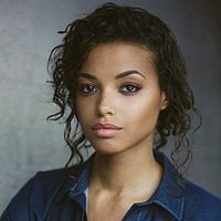 Fotoğraf Ella Balinska