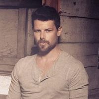 Fotoğraf Nathan Phillips (II)