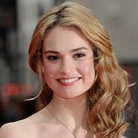 Fotoğraf Lily James