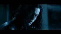 Karanlıklar Ülkesi: Kan Savaşları Orijinal Fragman (2) görüntüsü