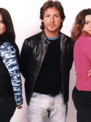 22, el Loco Sezon 1 posteri