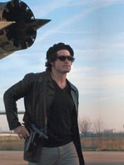 Carlos Sezon 1 posteri