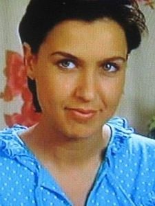 Feride Sezon 1 posteri