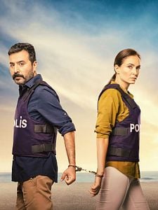 Aşkın Kanunu Sezon 1 posteri