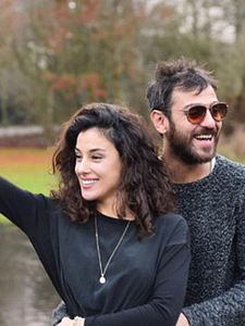 Bir Deli Sevda Sezon 1 posteri