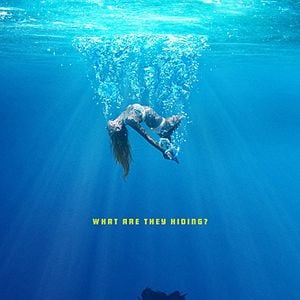 Fotoğraf Under The Silver Lake