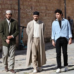 Fotoğraf Kızıl Goncalar