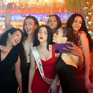 Fotoğraf Güller ve Günahlar