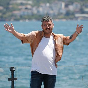 Fotoğraf Soyut Dışavurumcu Bir Dostluğun Hikayesi Veyahut Yan Yana