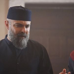 Fotoğraf Kızıl Goncalar