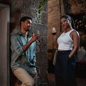 Fotoğraf Regé-Jean Page