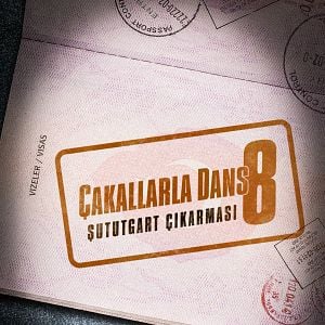 Fotoğraf Çakallarla Dans 8: Şututgart Çıkarması