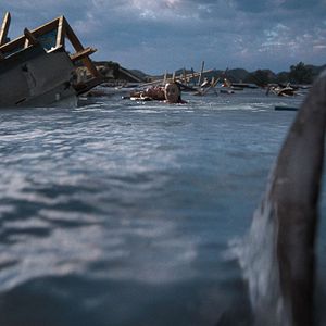 Fotoğraf Phoebe Dynevor