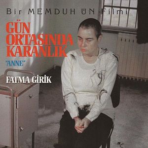 Fotoğraf Gün Ortasında Karanlık