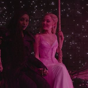 Fotoğraf Ariana Grande