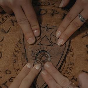 Fotoğraf Biaz: Kara İyenin Laneti